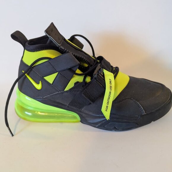 Men's Nike Air Force 270 Utility Volt Size 11 - Picture 2 of 6